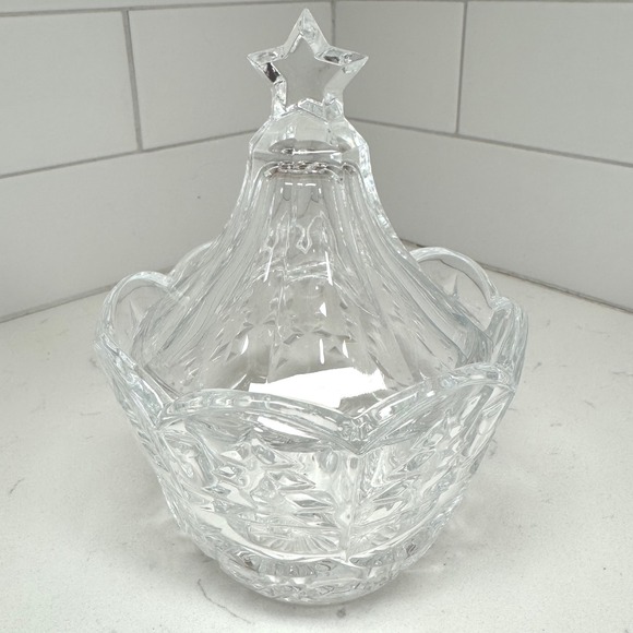 VTG Crystal Clear Industries Candy Dish Bowl Christmas Tree Star Lid Serving - Picture 1 of 6
